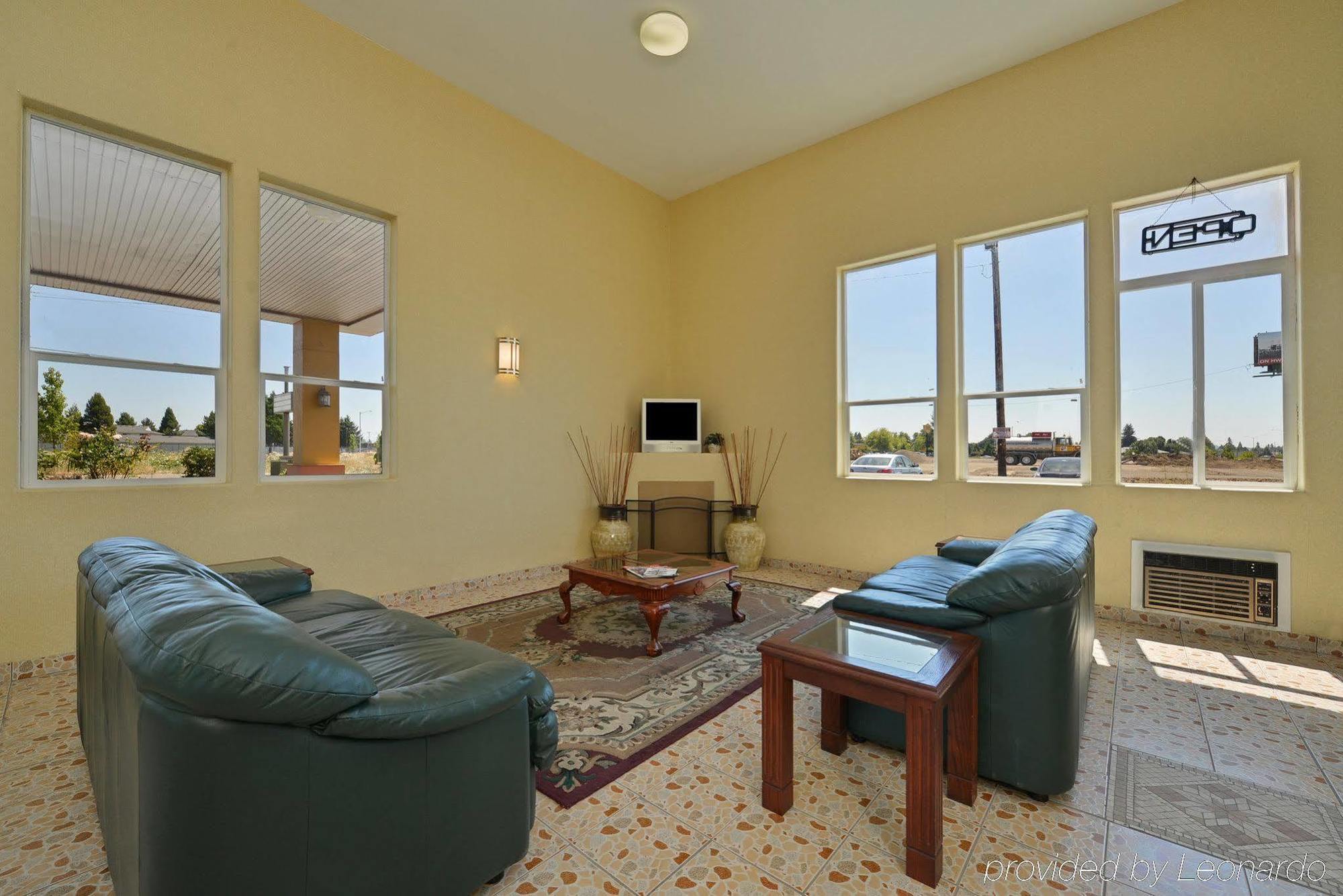 סאלם Capital Inn & Suites מראה חיצוני תמונה