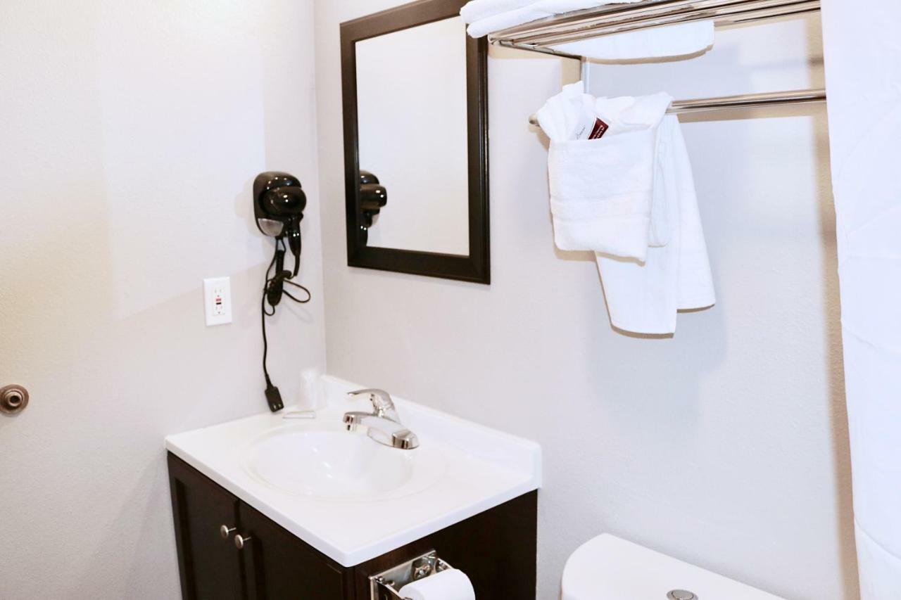 סאלם Capital Inn & Suites מראה חיצוני תמונה